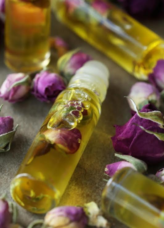 100% Natural Organic Lip Oil